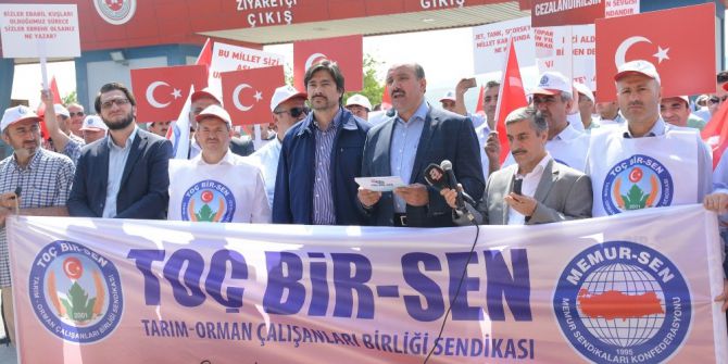 Memur-sen’den Çatı Davasının Görüldüğü Sincan’da Milli İrade Nöbeti