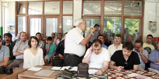 Baraj İstemeyen Köylü Bilgilendirme Heyetini Dinlemedi
