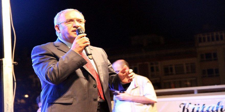 Vali Ahmet Hamdi Nayir: Kütahyalılar, Demokrasi İçin Günlerdir Meydanlarda