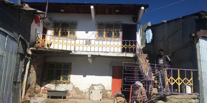 Sivas’ta İki Katlı Ev Çöktü, Bir İnek Telef Oldu