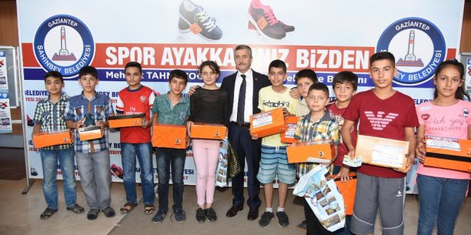 Gençlerden Başkan Mehmet Tahmazoğlu’na Teşekkür