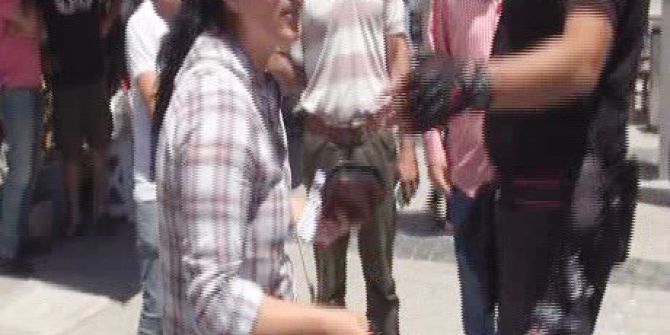 Eski Kocasının Arabasını Yaktı