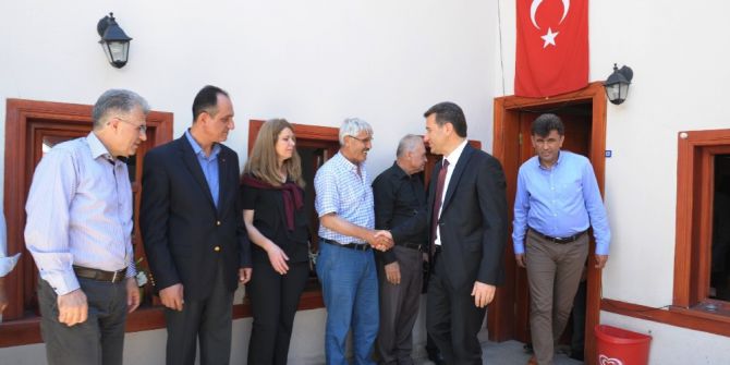 Balkan Göçmenleri Derneği’ni Ziyaret Eden Vali Çelik’ten Mesaj;