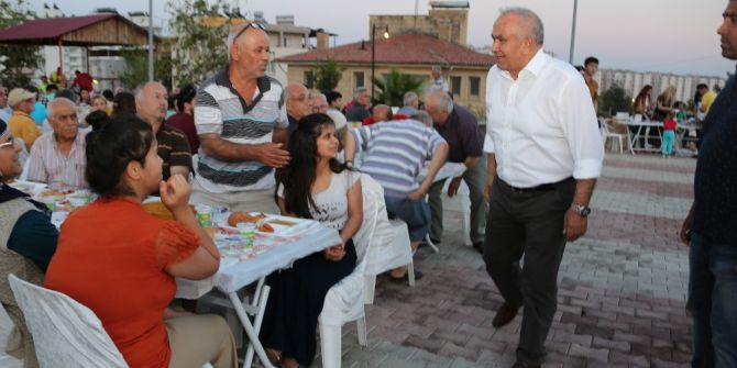 Erdemli Belediyesi, Vatandaşları Limonlu’da İftarda Buluşturdu