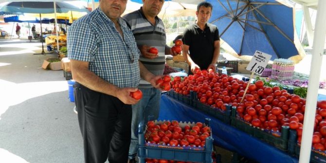 Yeni Mahalleye Kapsamlı Köylü Pazarı