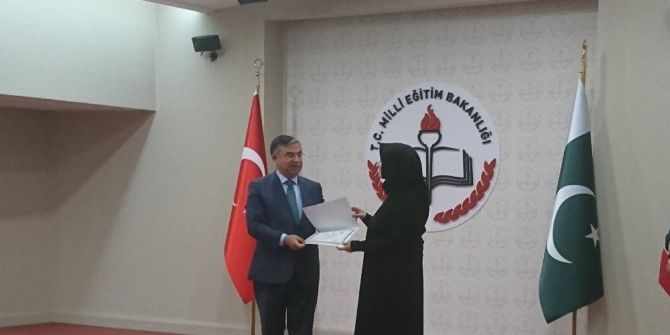 “Cinnah Genç Yazarlar Kompozisyon Yarışması” Ödül Töreni