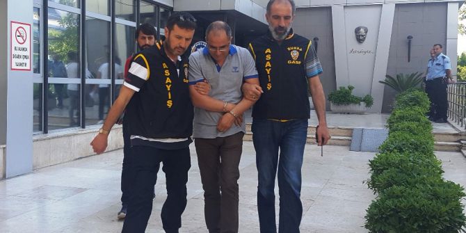 ’Bıçak Parası’ Adı Altında İnsanları Kandıran Doktor Yakalandı