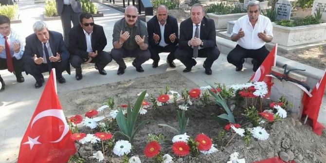 Başkan Şahiner Aybüke Öğretmenin Mezarını Ziyaret Etti