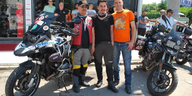 Manisa’da İki Motosiklet Tutkunu Avrupa Turuna Çıktı
