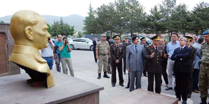 Bitlis’te Jandarma’nın 178. Kuruluş Yıldönümü Kutlandı