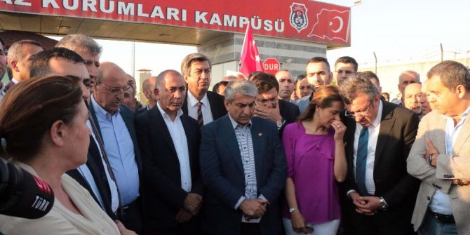 Enis Berberoğlu, Maltepe Cezaevine Konuldu