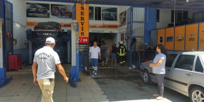 Önce Arabasını Sonra Kendini Yakmaya Kalkıştı