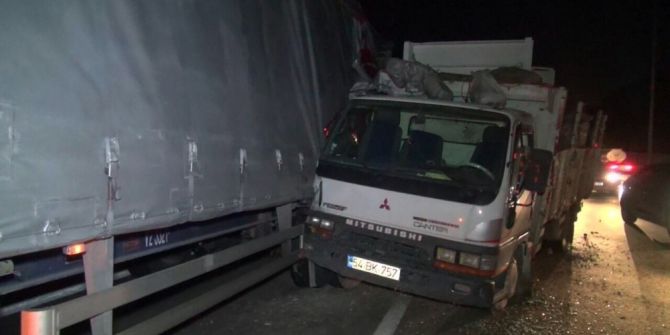 Tem Oto Younda Zincirleme Kaza; 1 Yaralı