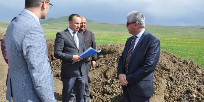 Vali Doğan, Köy Yollarında İncelemede Bulundu