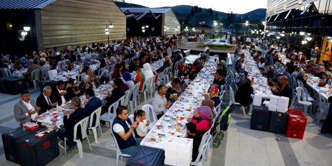 Başkan Ak Bağlumlularla İftarda Buluştu