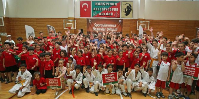 Karşıyaka’da Çocukları Eğlendirip Öğretecek Yaz Tatili