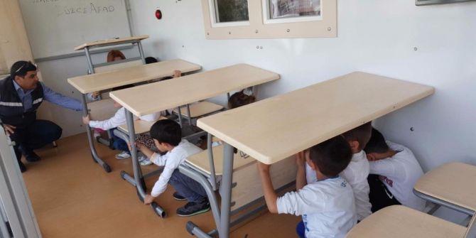 Deprem Tır’ını 13 Bin 250 Kişi Gezdi