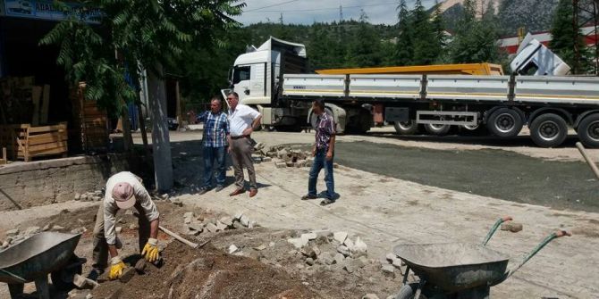 Vezirhan Yeni Sanayi Sitesinde Çalışmalar Devam Ediyor