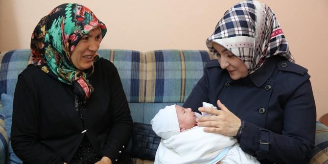 Çolakbayrakdar Çifti İftarı Şehit Ailesiyle Açtı