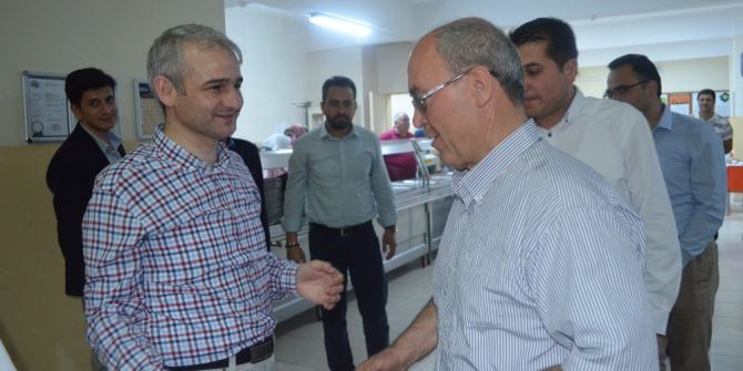 Kula Protokolü İftarda Buluştu