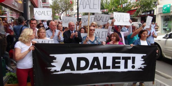 Chp’liler Berberoğlu’nun Tutuklanmasını Protesto Etti