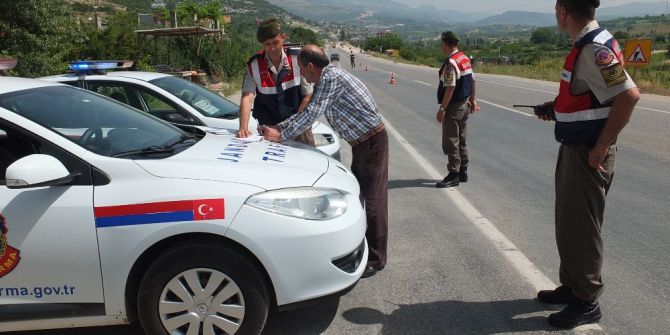 Emniyet Kemeri Takmayan Sürücülere Ceza Yağdı