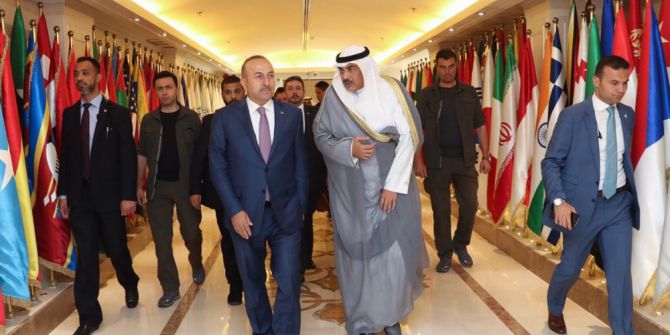 Dışişleri Bakanı Çavuşoğlu, Kuveytli Mevkidaşı El Sabah İle Görüştü