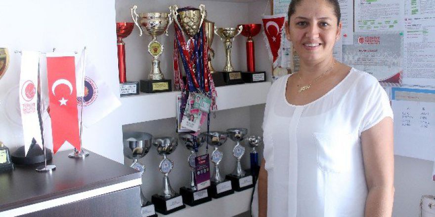 Mersin Büyükşehir Belediyespor Kadın Basketbol Takımı Avrupa’da Play-off Oynamak İstiyor