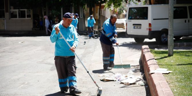 Şehitkamil’in Hızır Ekibi Bayram Temizliğine Başladı