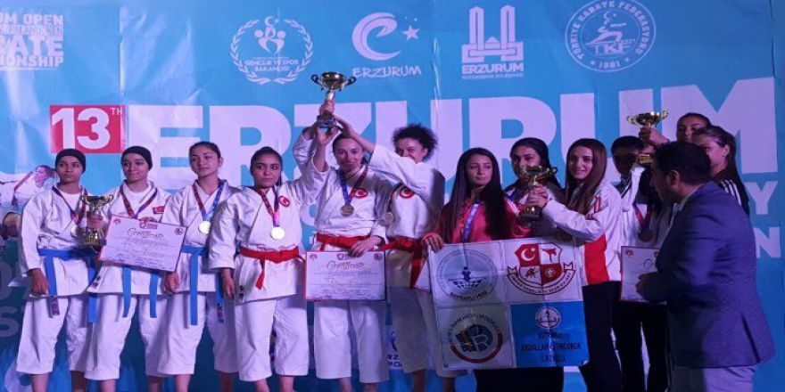 Trabzon’un Bayan Karatecileri Erzurum’da Yapılan Uluslararası Turnuvada Şampiyon Oldu