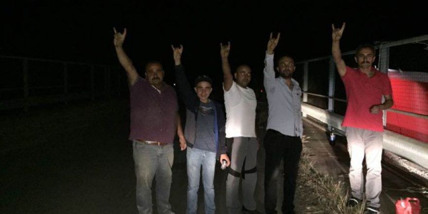 Mhp Lideri Devlet Bahçeli Bolu’da Havai Fişeklerle Uğurlandı