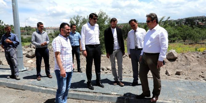 Başkan Palancıoğlu, "118 Ayrı Noktada 100 Bin Metrekarelik Alanda Kilitli Parke Çalışma Yapıyoruz"