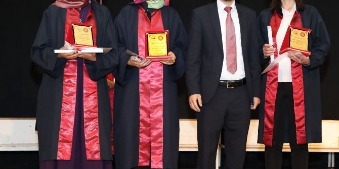 Erü Safiye Çıkrıkçı Meslek Yüksekokulu’nda Mezuniyet Coşkusu