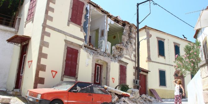 Deprem Sonrasında Ablukaya Alınan Köye İha Girdi