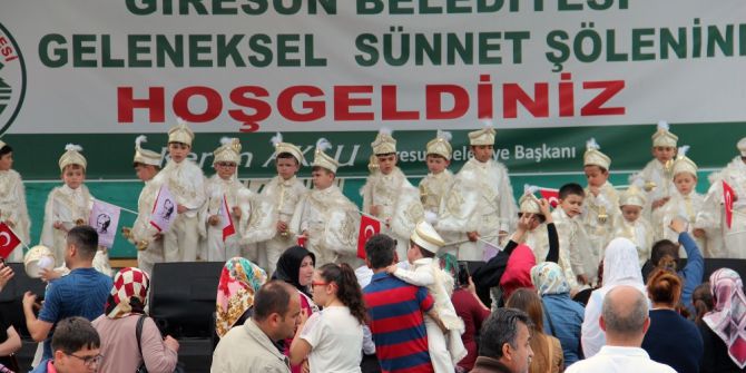 Giresun Belediyesi Tarafından Geleneksel Hale Getirilen Sünnet Şöleninde 41 Çocuk Sünnet Oldu