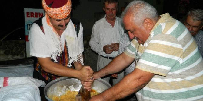 Bodrum’da Kar Şerbetine Yoğun İlgi