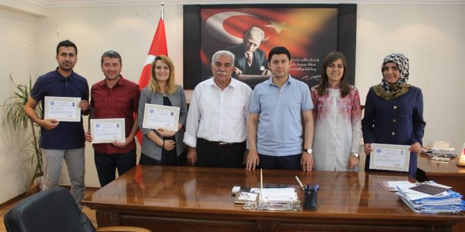 Samsat’ta Başarılı Öğretmenler Ödüllendirildi