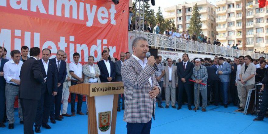 Belediye Başkanı Tarihi Mitingde Konuştu