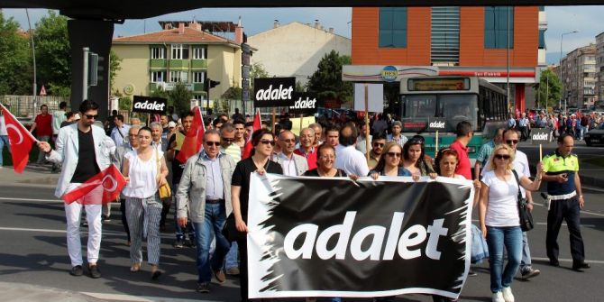 Chp’liler Kayseri Adliyesine Kadar Yürüdü