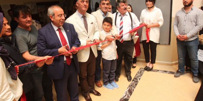 Yyü’de Seramik Sergisi