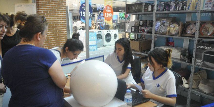 Forum Mersin’de ’Kazı-kazan’ Kampanyası Devam Ediyor