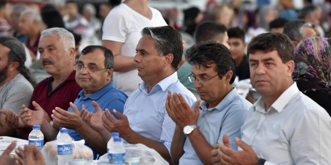 Başkan Uysal: “Bakmayın Kibirlendiklerine”