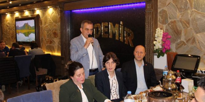 Yomra’da Şehit Ve Gazi Ailelerine İftar Yemeği Verildi