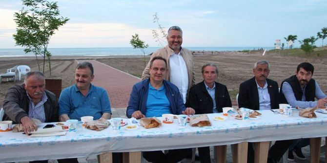 Giresun Belediye Başkanı İftarda Muhtar Ve Basın Mensuplarıyla Bir Araya Geldi