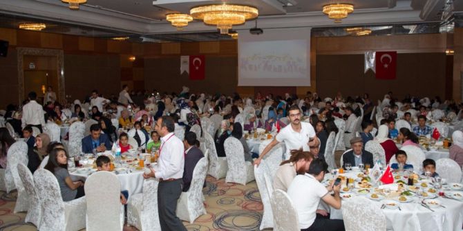 İpekyolu Belediyesinden Yetim Ve Öksüzlere İftar