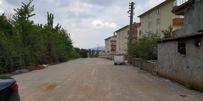 Pazaryeri’nde Yol Çalışmaları Devam Ediyor