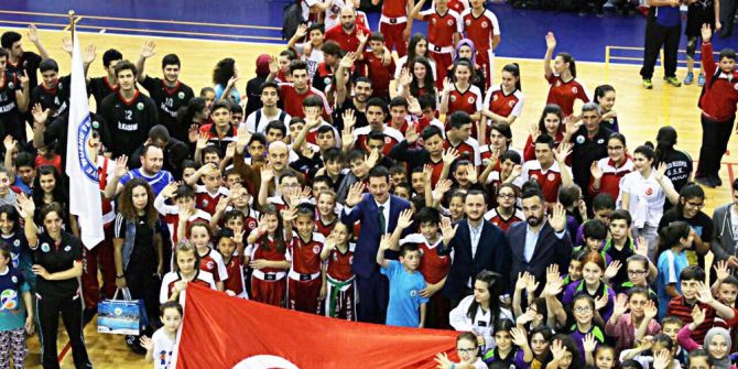 İlkadım Yaz Spor Okulları Açıldı