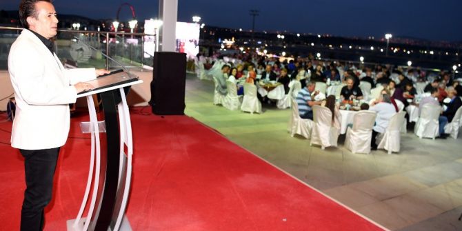 Geleneksel İftarda Şehit Ve Gazi Aileleri İle Buluştular