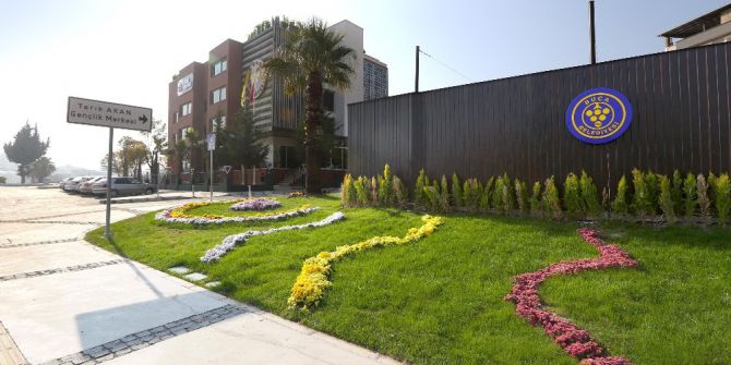 Tarık Akan Gençlik Merkezinin 7 Bininci Üyesine Sürpriz Hediye