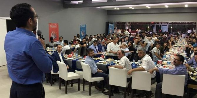 Rektör Bircan Yabancı Öğrencilerle İftarda Buluştu